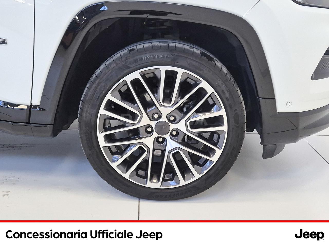 Jeep Compass 1.5 turbo t4 mhev summit 2wd 130cv dct