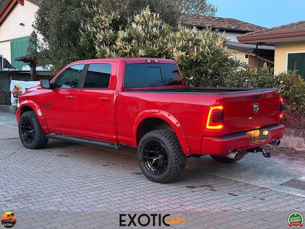 Dodge RAM 5.7 HEMI V8 Pickup