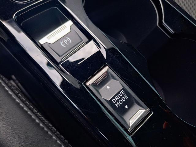 PEUGEOT 208 5 porte GT Pack