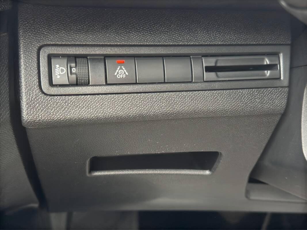 Peugeot 3008 II 1.5 bluehdi Allure Pack 130cv AUTOMATICA E CARPLAY