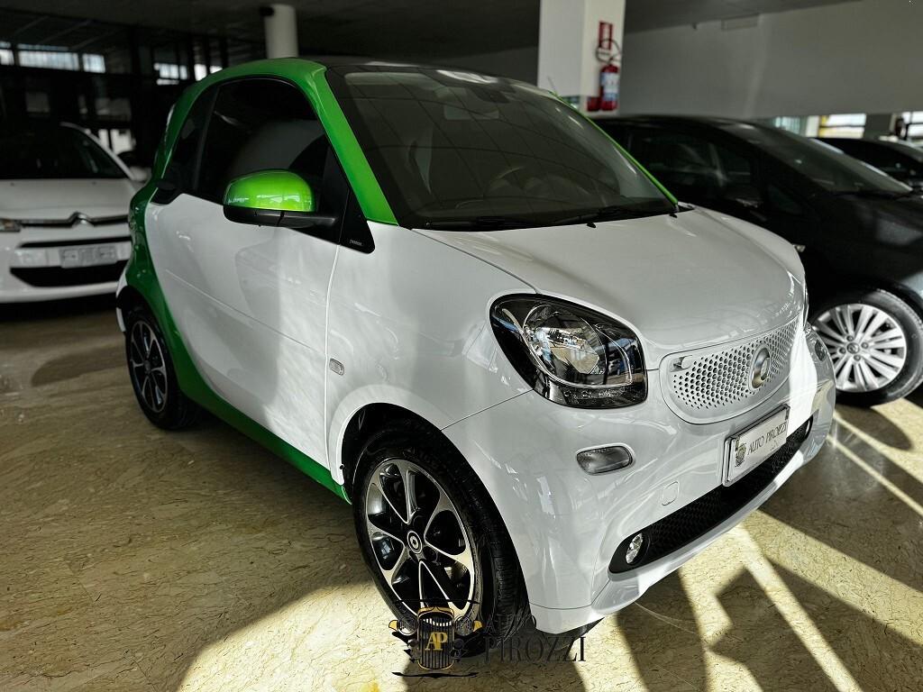 Smart fortwo passion eq electric drive 2017