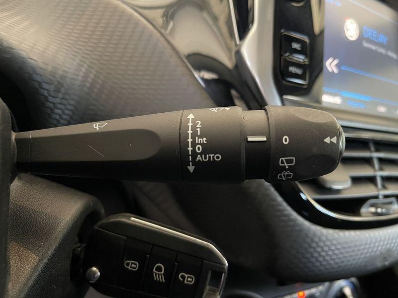 Peugeot 208 5p 1.2 puretech Signature s&s 82cv