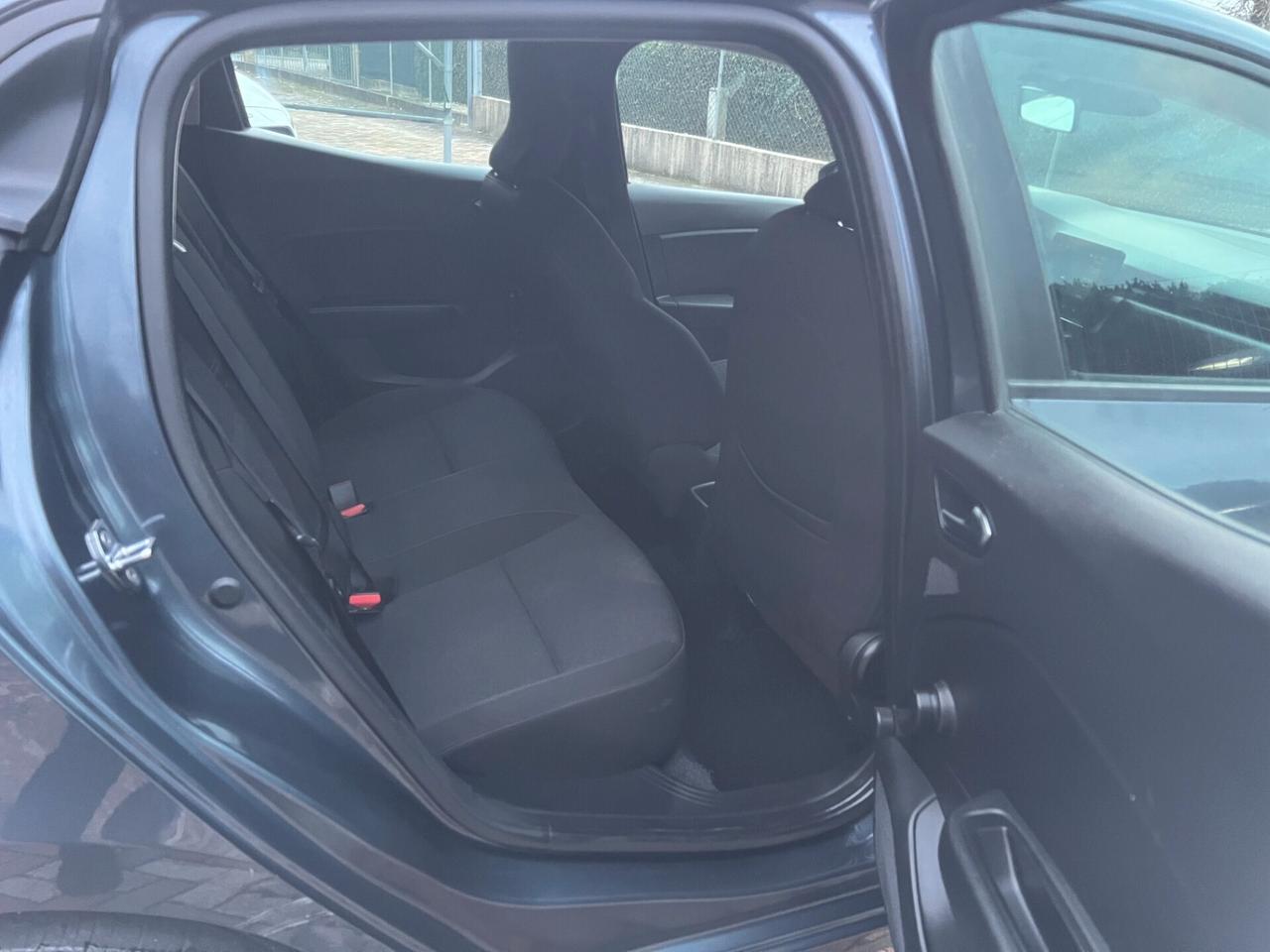 Renault Clio SCe 65 CV 5 porte Business TUA A TARE