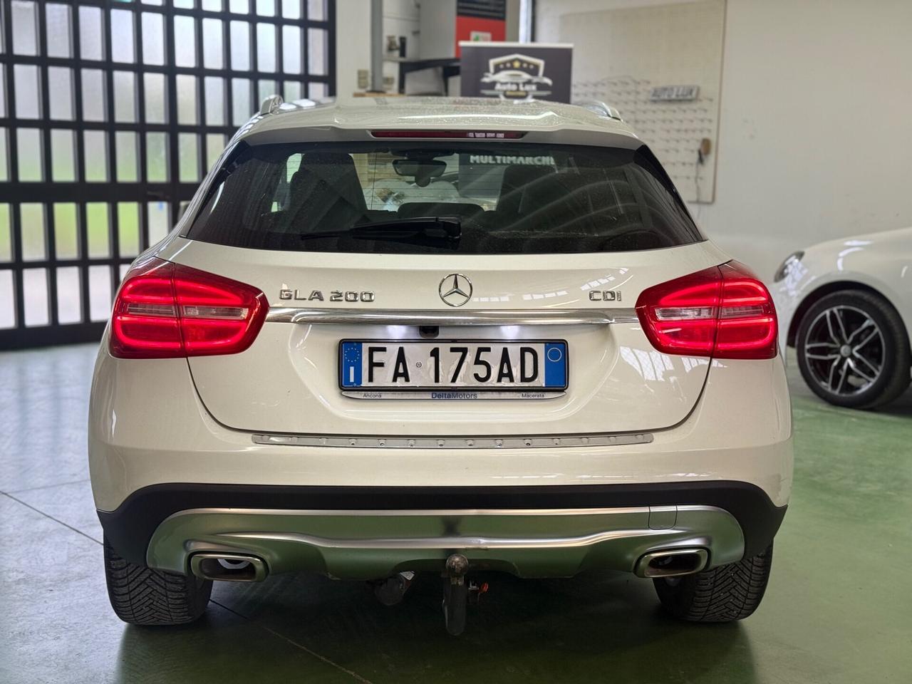 Mercedes-benz GLA 200 Automatic Premium