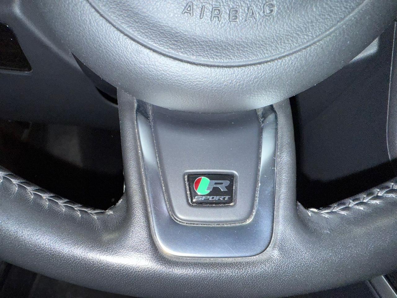 Jaguar F-Pace 2.0 D 180 CV R-Sport