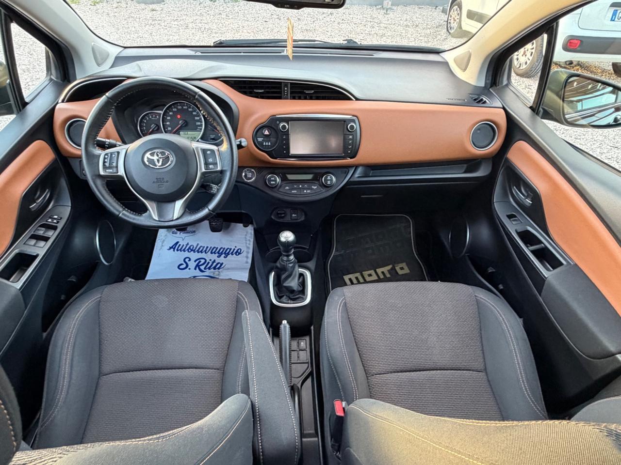 Toyota Yaris 1.3 5 porte Lounge
