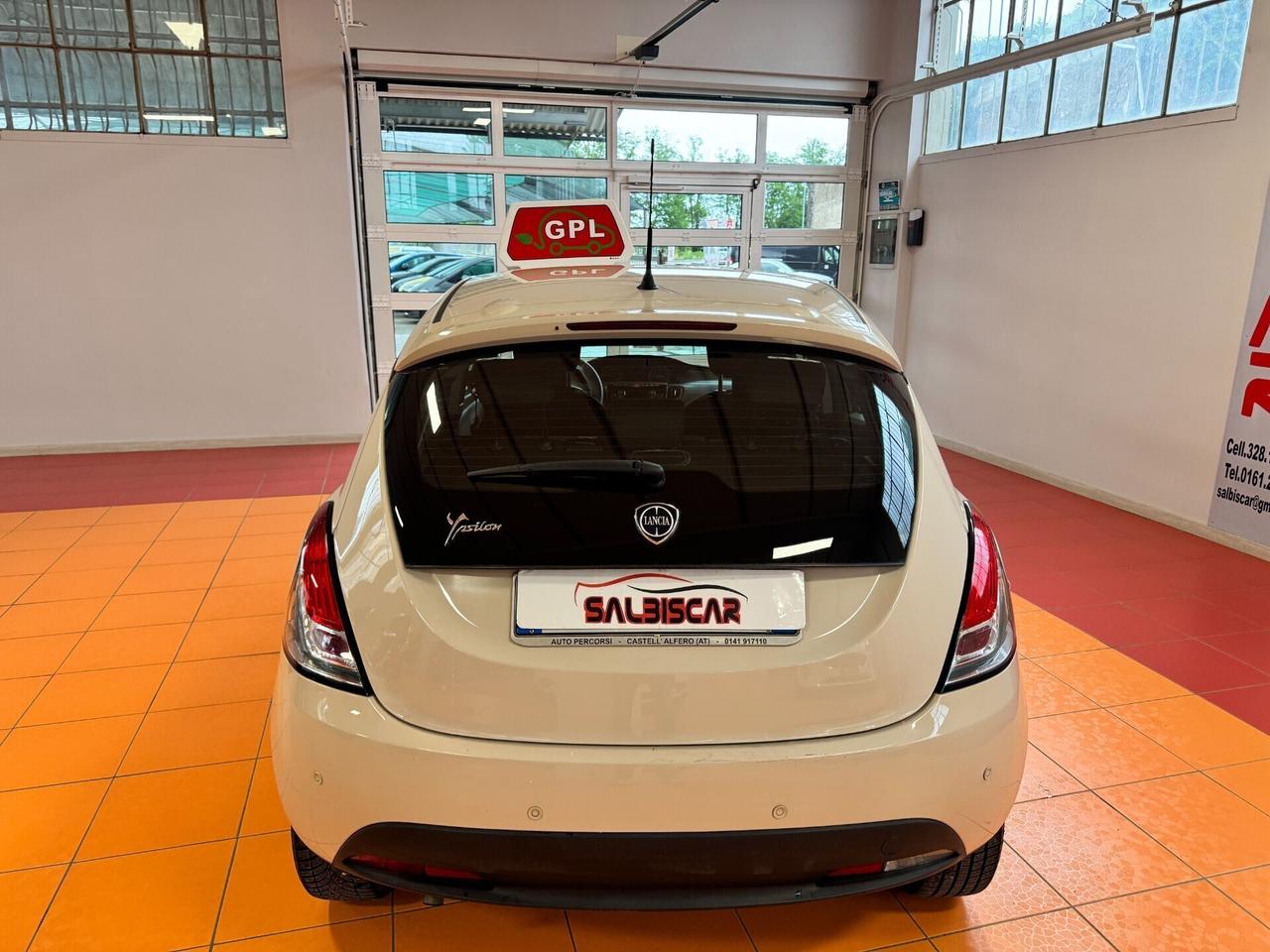 Lancia Ypsilon 1.2 69 CV 5 porte GPL Ecochic Gold