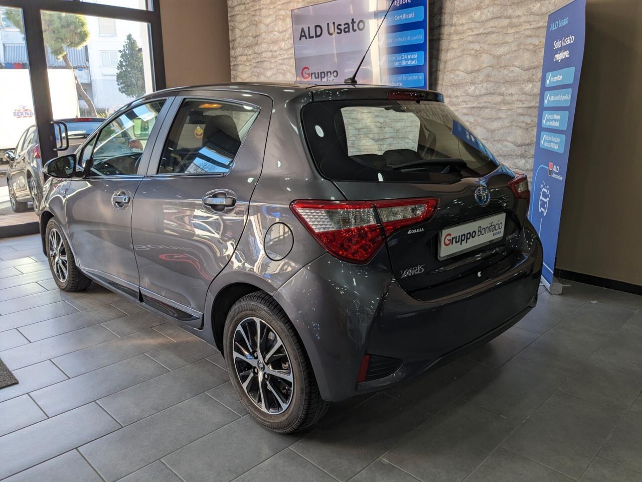 Toyota Yaris 1.5 Hybrid 5 porte Active