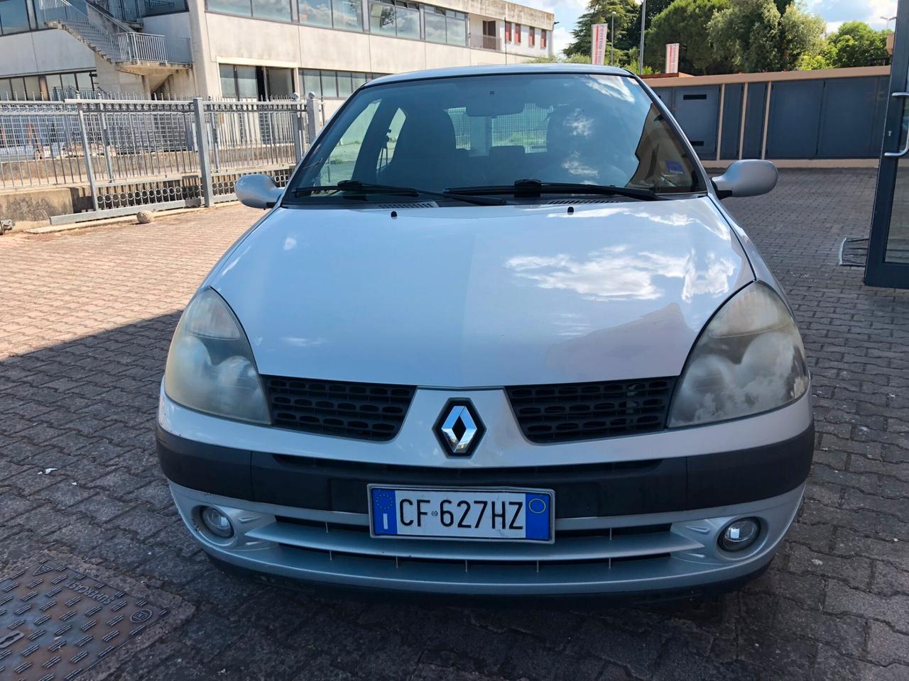 Renault Clio 1.2 cat 3 porte Symbol