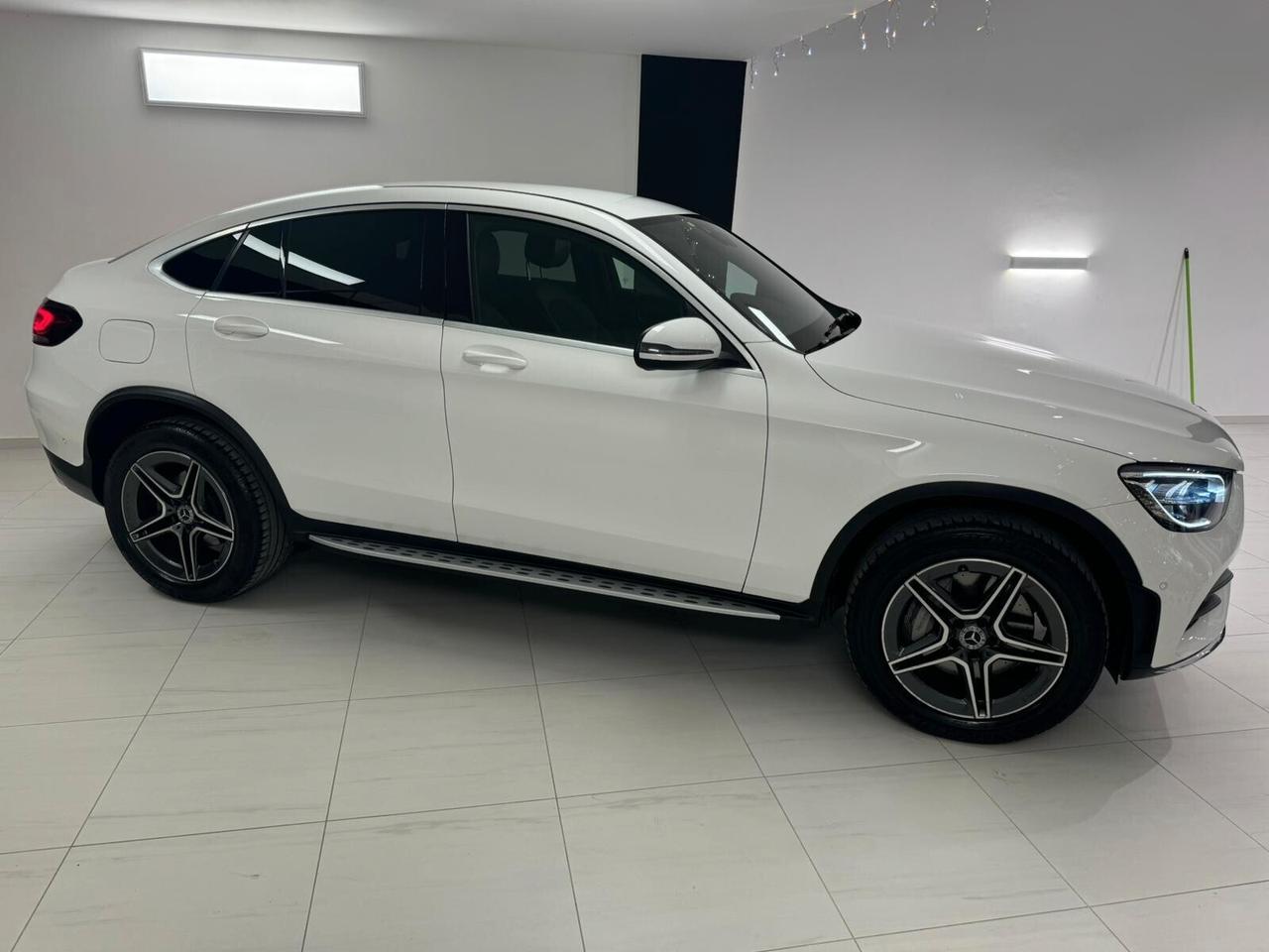 MERCEDES GLC 220D 194CV AMG PREMIUM 4 MATIC