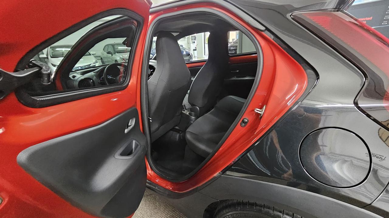 Toyota Aygo X 1.0 VVT-i 72 CV 5 porte Lounge