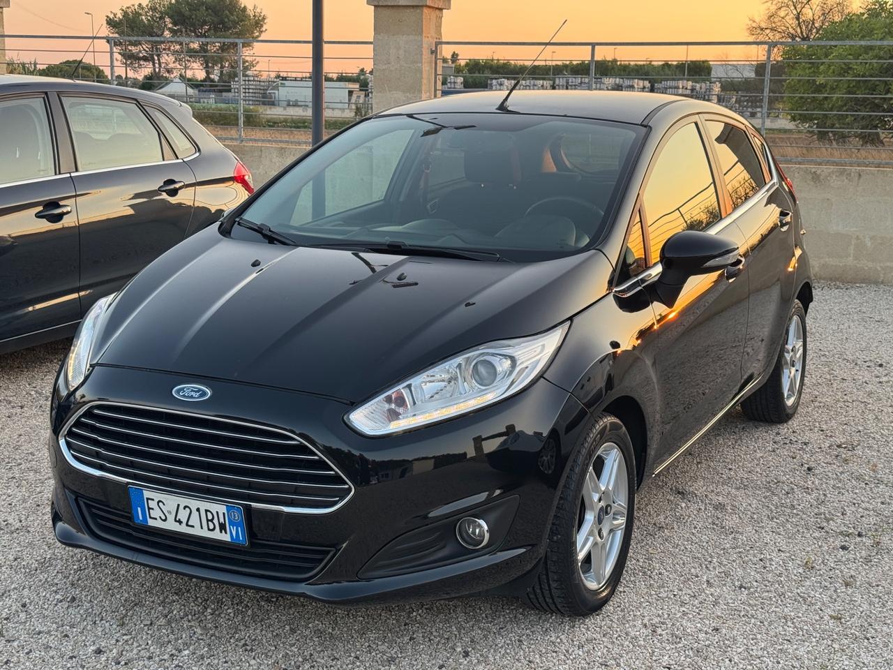 Ford Fiesta 1.4 5p. Bz.- GPL Titanium