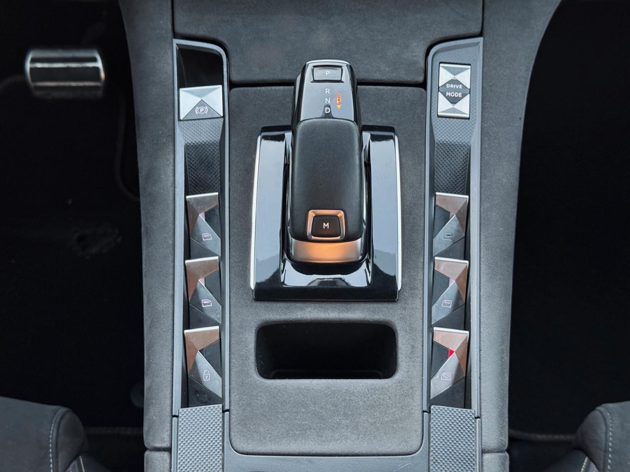 DS 7 Crossback 2.0 BlueHDI 180CV Performance Line