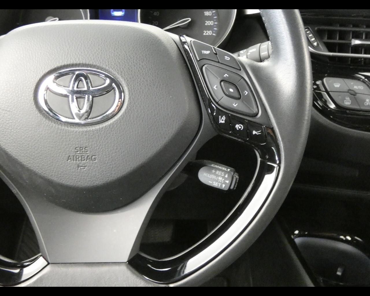 TOYOTA C-HR (2016-2023) - C-HR 1.8 Hybrid E-CVT Lounge