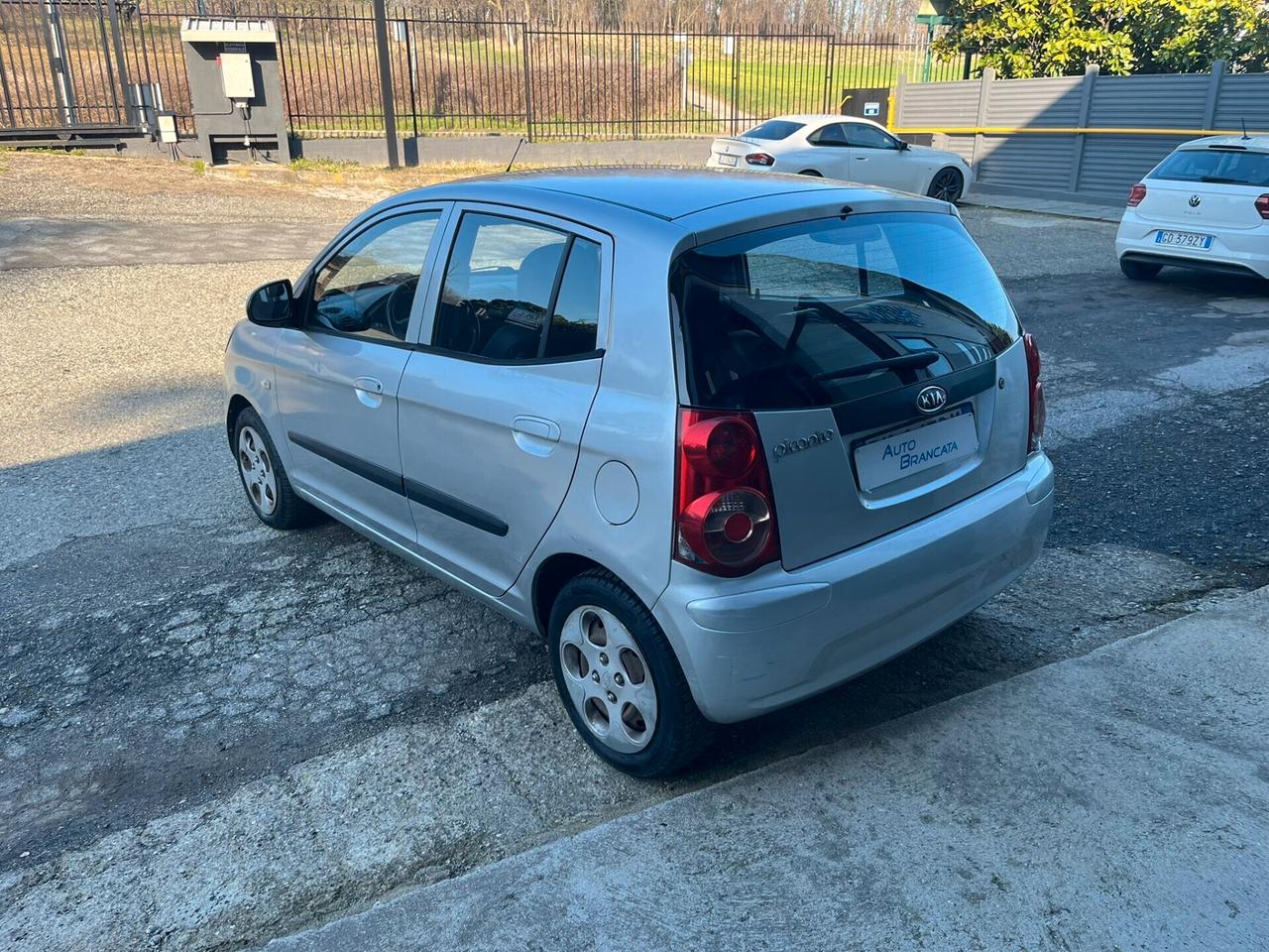 Kia Picanto 1.0