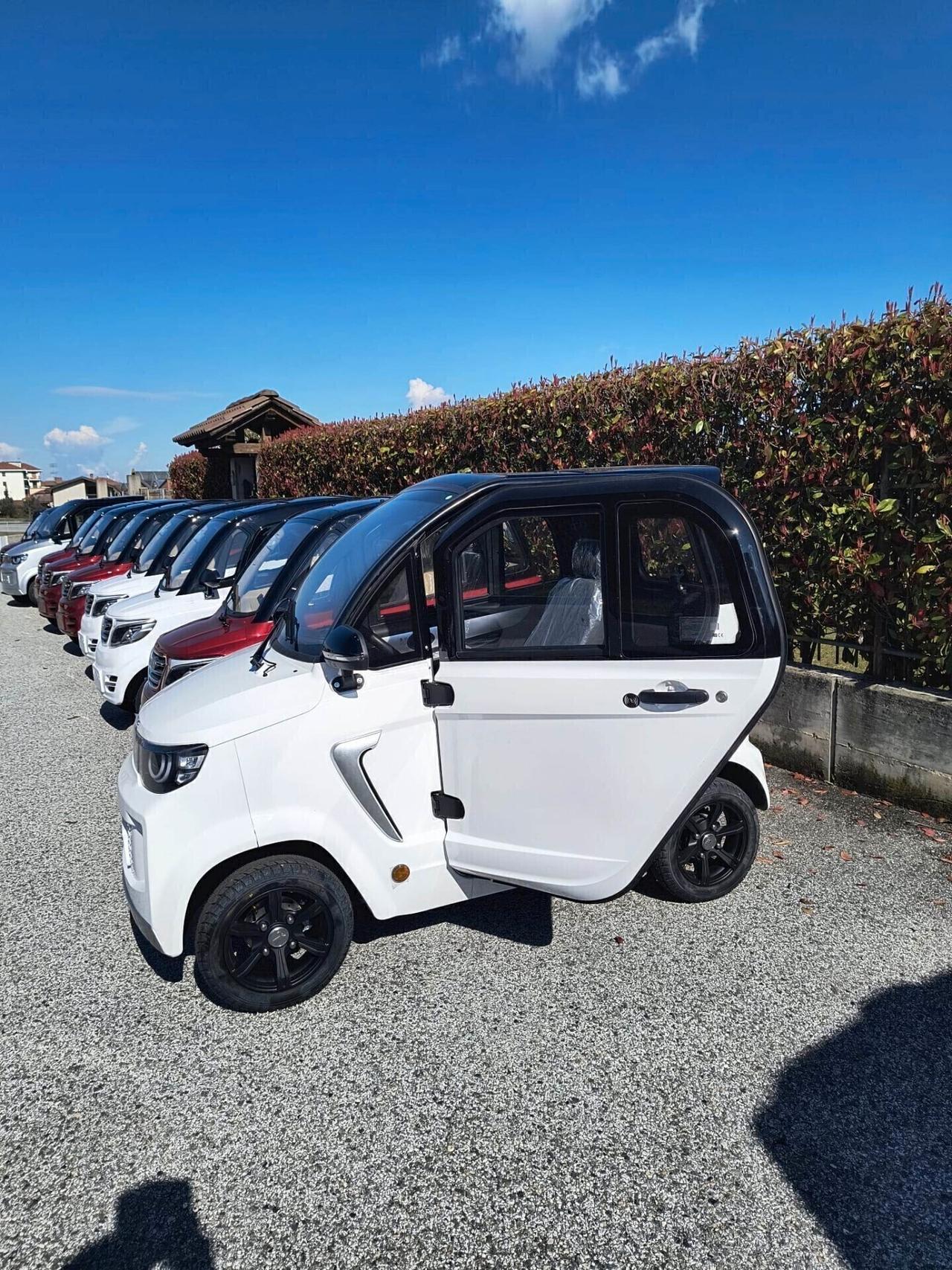 MACCHINA ANZIANI DISABILI DISPOSITIVO MEDICO