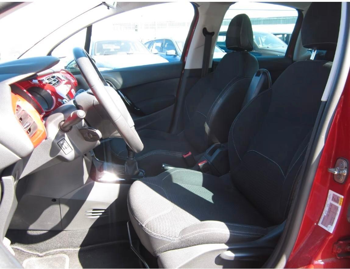 Citroen C3 1.0 VTi 68 Attraction OK neo patentati
