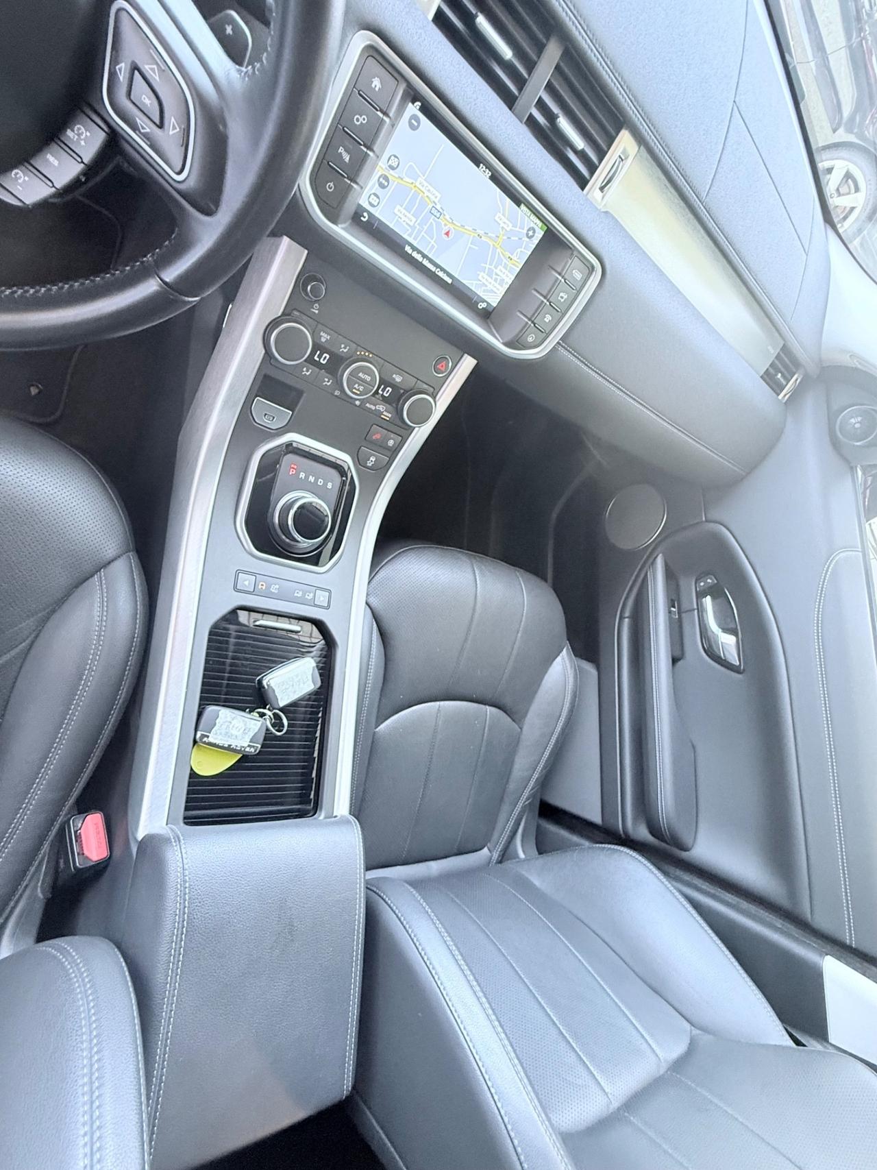 Evoque 2.0 TD4 150 CV -HSE Dynamic-( 58 mila km )