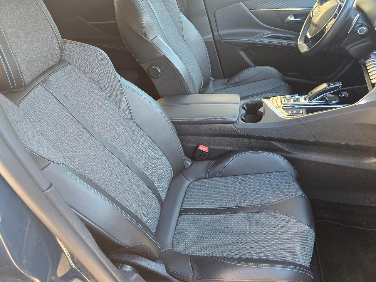 Peugeot 5008 BlueHDi 130 S&S EAT8 Allure Pack