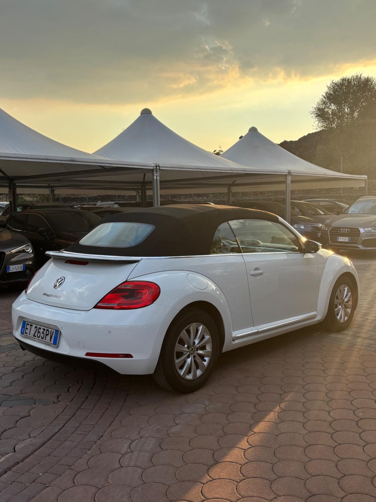 Volkswagen Maggiolino Cabrio 1.6 TDI Design 2014