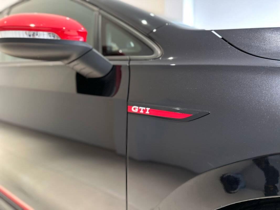Volkswagen Golf 2.0 tsi GTI 245cv