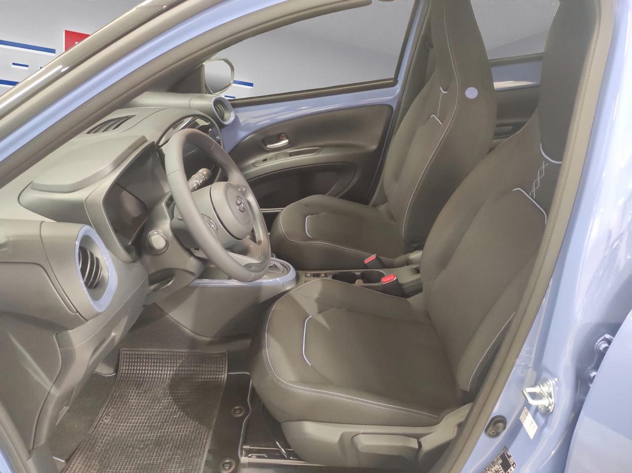 Toyota Aygo X 1.5 hybrid Icon e-cvt