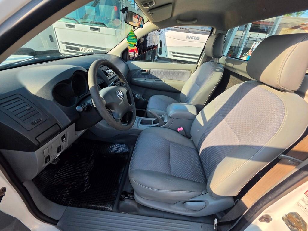 Toyota Hilux 2.5 D-4D 2WD 2p. Pick-up