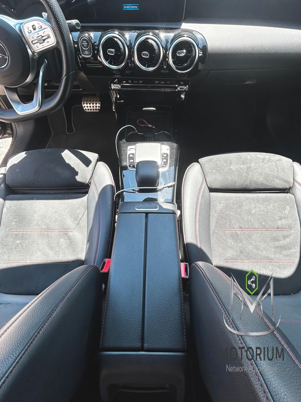 Mercedes-Benz A180 Premium AMG