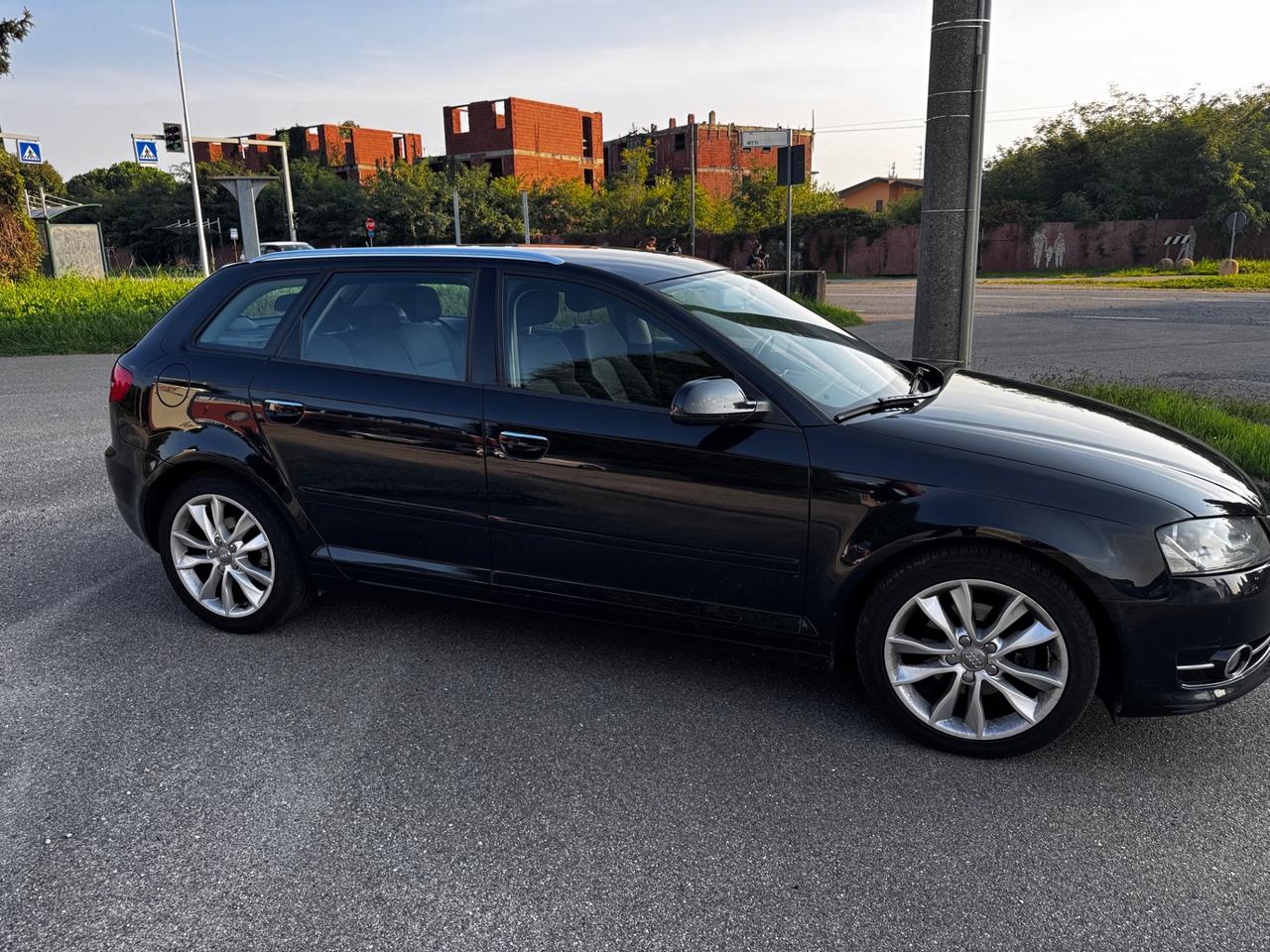 Audi A3 1.6 TDI 105 CV CR Ambition neopatentati