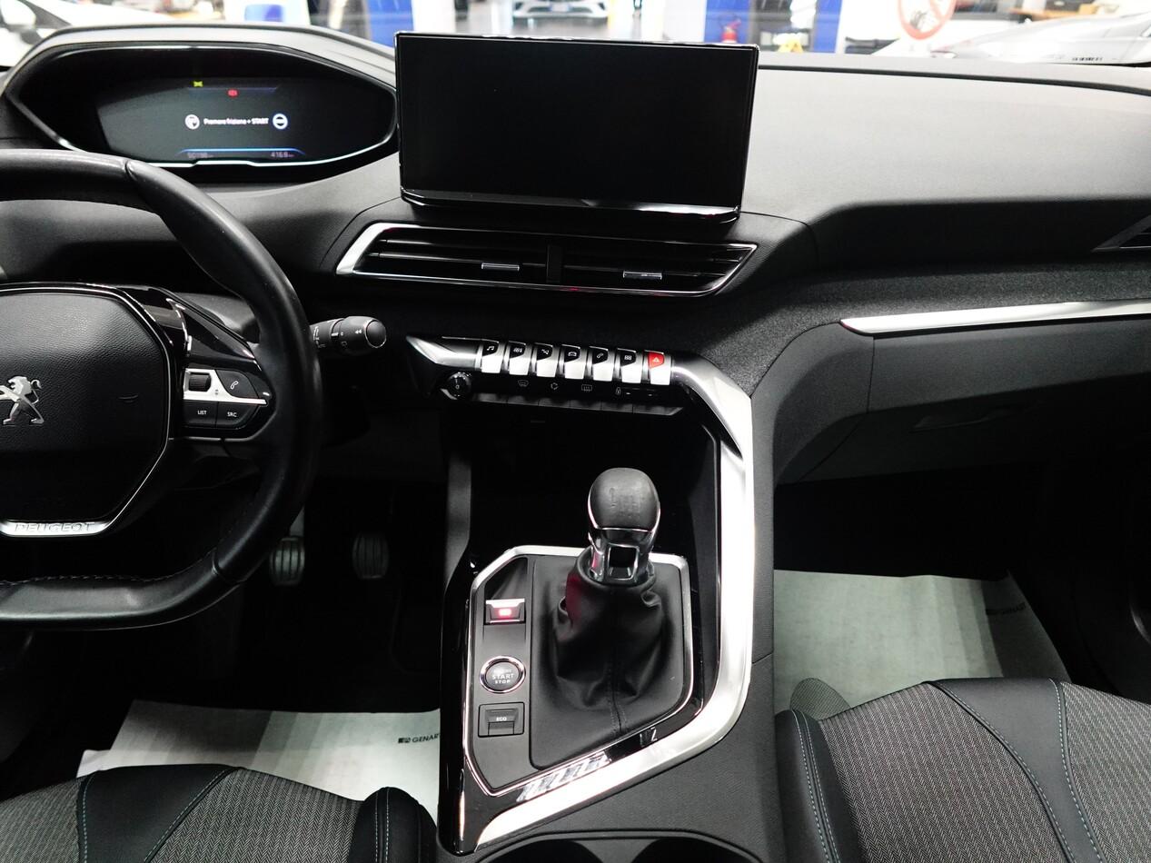 Peugeot 3008 II 1.5 BlueHDI 130 CV ALLURE