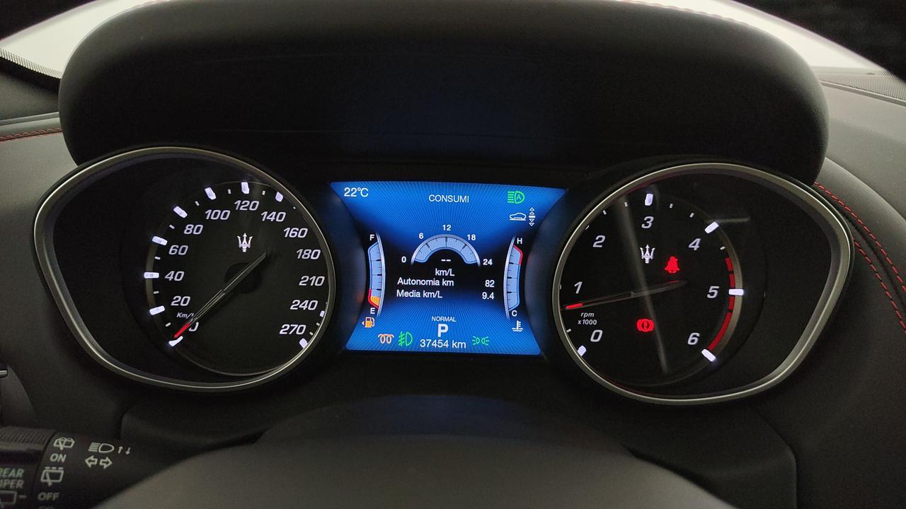 MASERATI Levante 3.0 V6 Granlusso 275cv auto my19