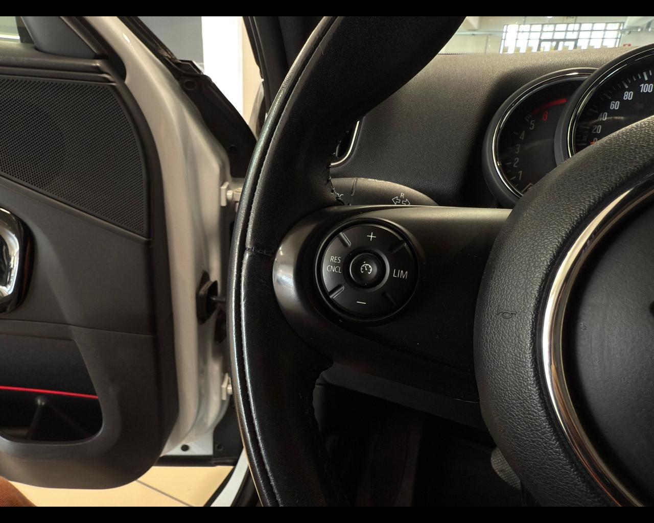MINI Mini Countrym.(F60) - Mini 2.0 Cooper D Hype Countryman