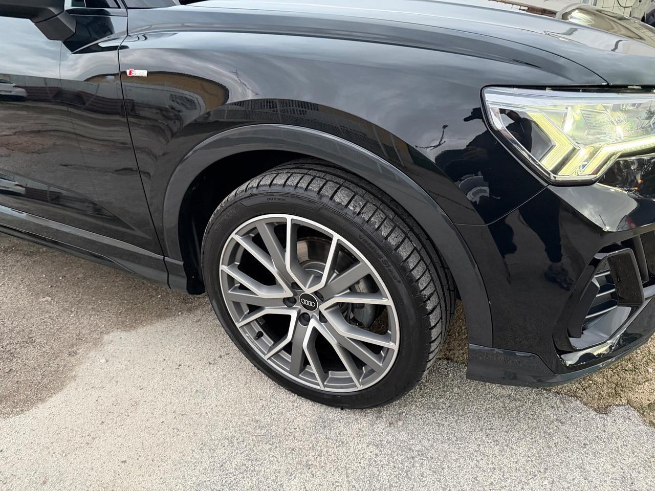 Audi Q3 35 TDI quattro S tronic line edition