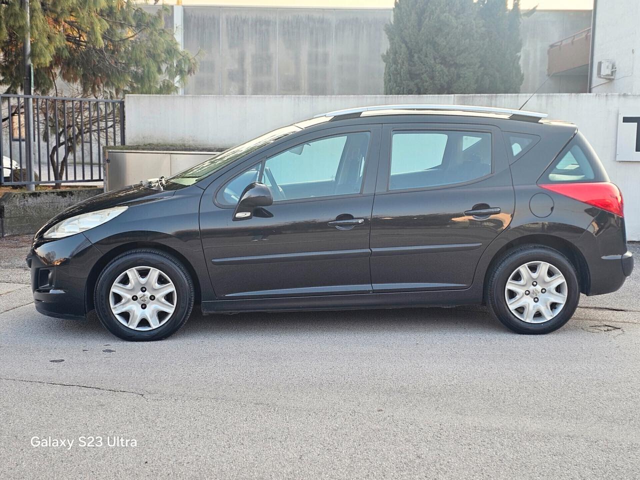 Peugeot 207 1.4 BENZ/GPL OK PER NEOPATENTATI ANO 07/2011