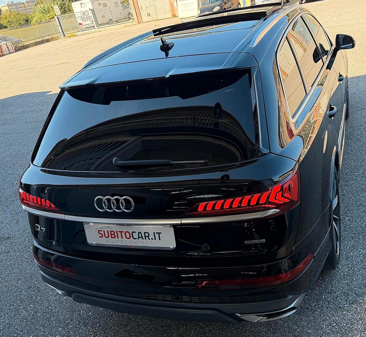 Audi Q7 45 TDI quattro tiptronic Sport Plus S-LINE EDITION 7 POSTI TETTO APRIBILE E FARI MATRIX