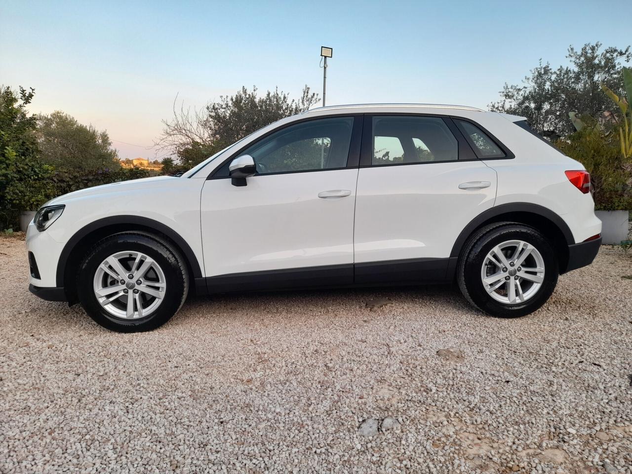 Audi Q3 35 TDI S.tronic Business Advanced 2020