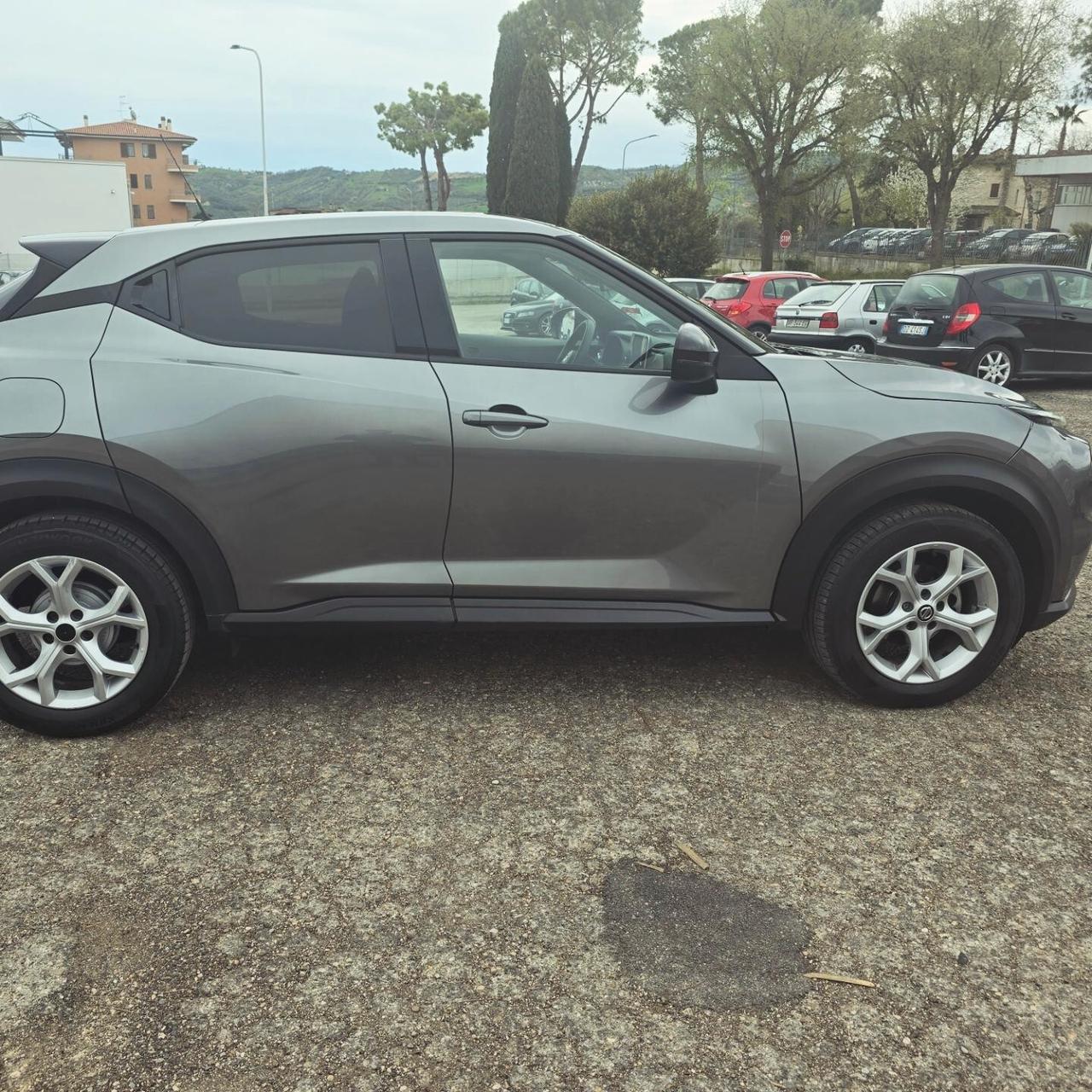 Nissan Juke 1.0 DIG-T 117 CV N-Connecta