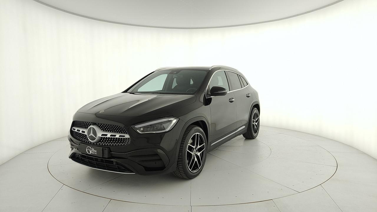 Mercedes-Benz GLA 200 d Premium 4matic auto
