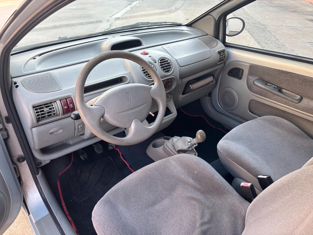 Renault Twingo 1.2i cat Authentique