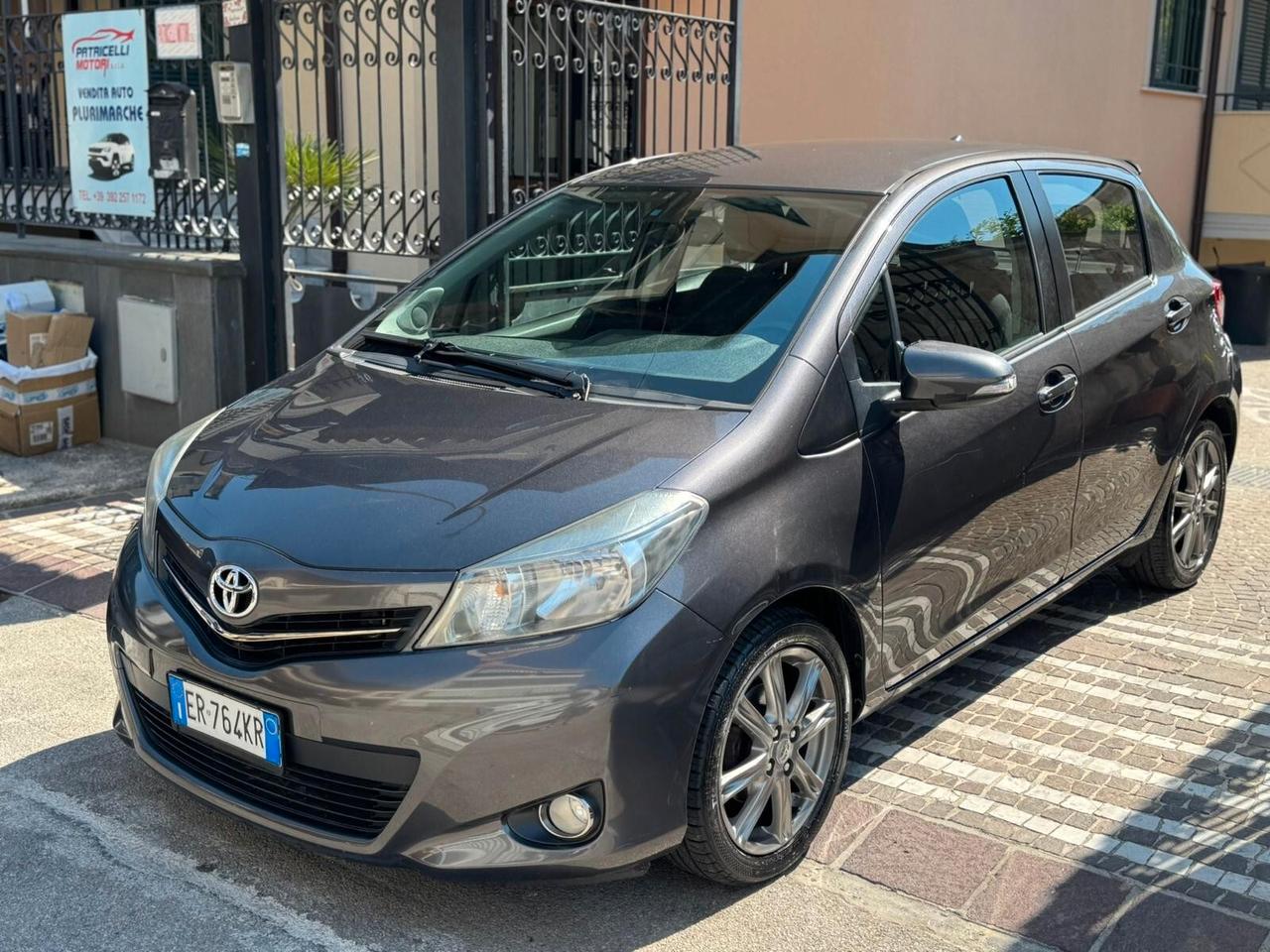 Toyota Yaris 1.3 5 porte Lounge