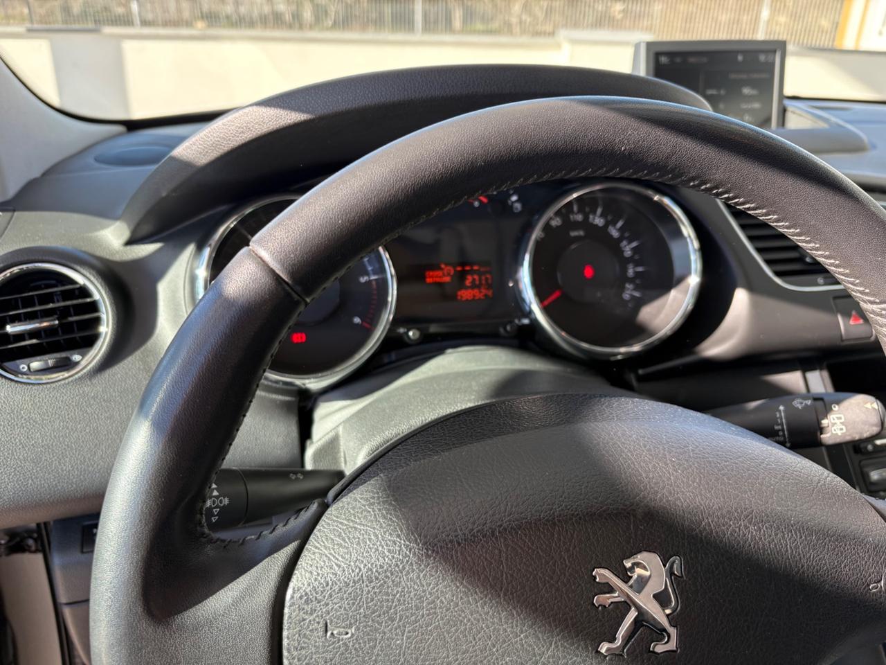 Peugeot 3008 BlueHDi 120 S&S Allure