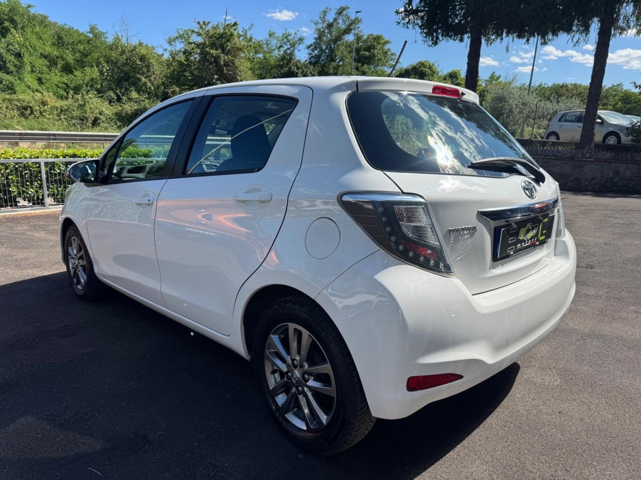 Toyota Yaris 1.0 5 porte Lounge
