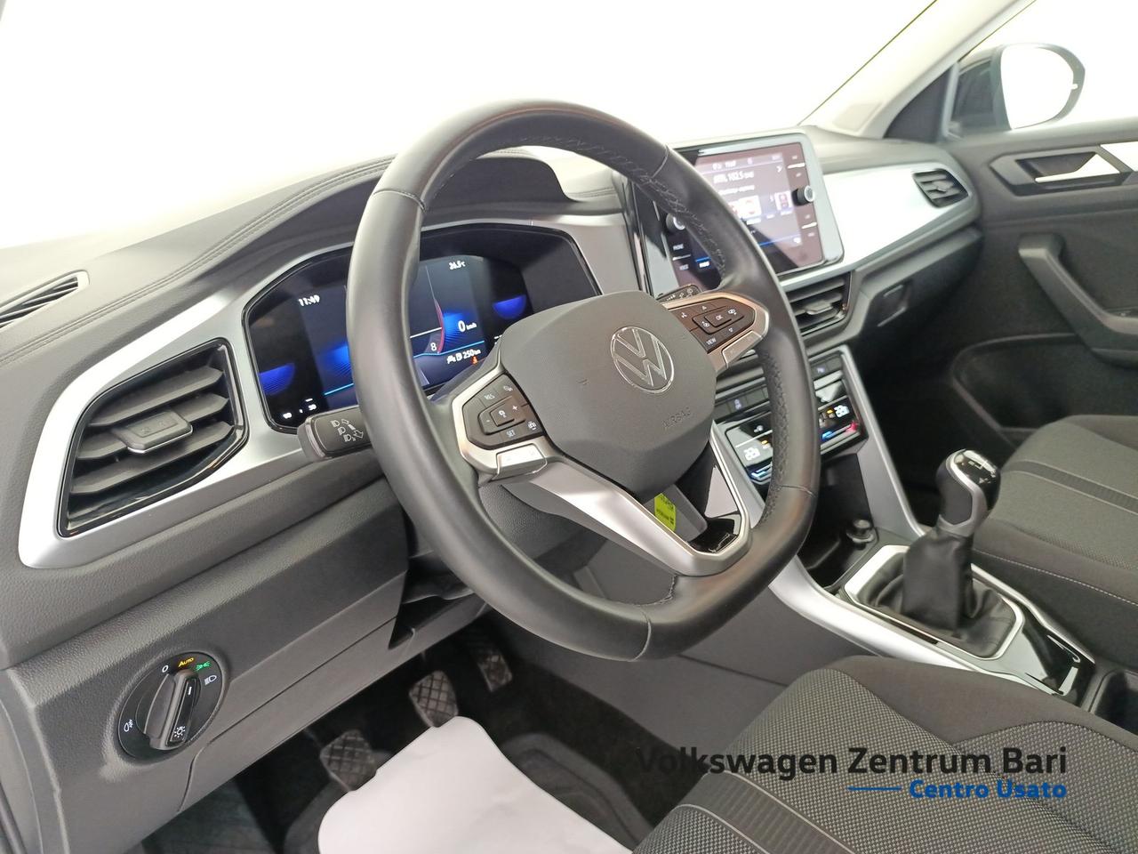 Volkswagen T-Roc 1.0 tsi sport