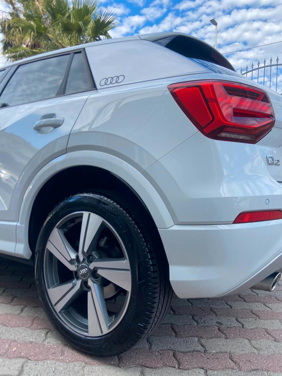 Audi Q2 30 1.6 tdi 116cv S-Tronic Admired