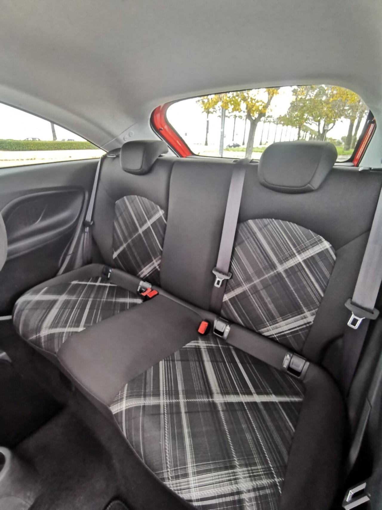 Opel Corsa 1.3 CDTI ecoFLEX Coupé Cosmo 2015