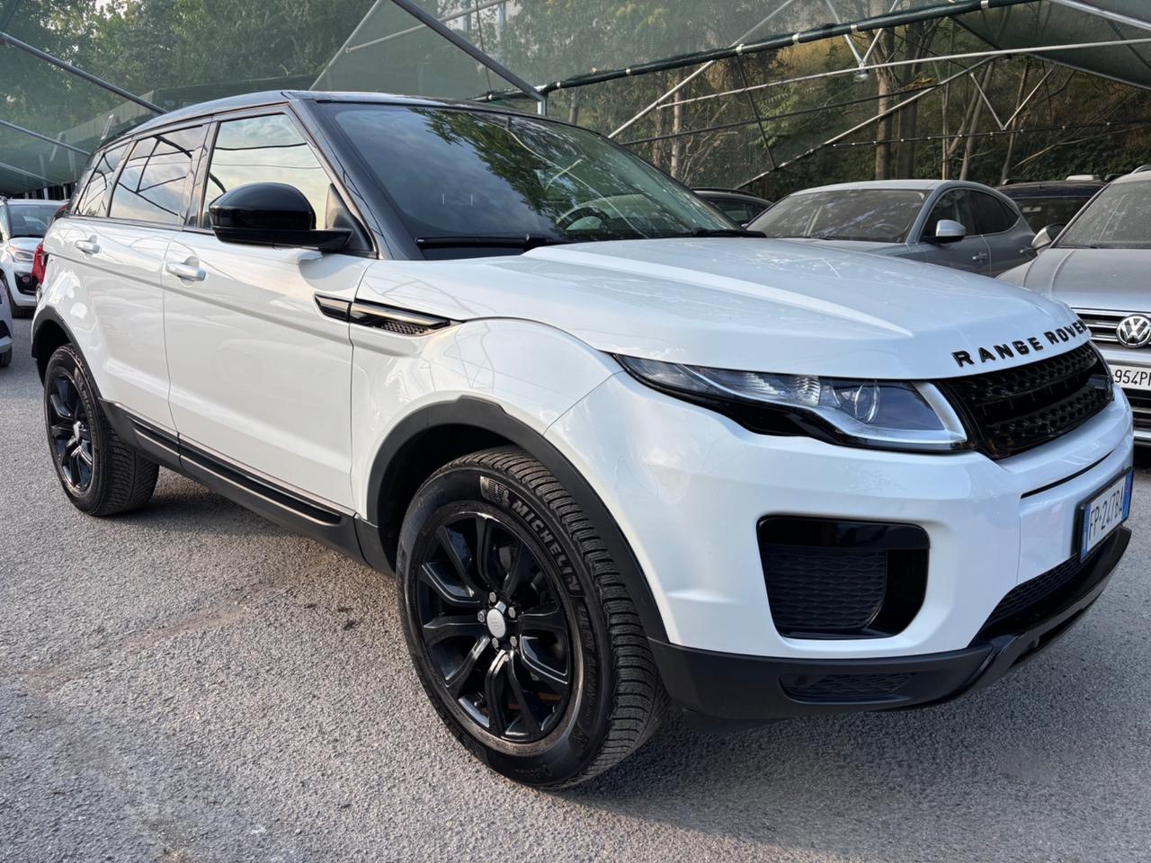 Land Rover Range Evoque 2.0 TD 5p. SE Dynamic