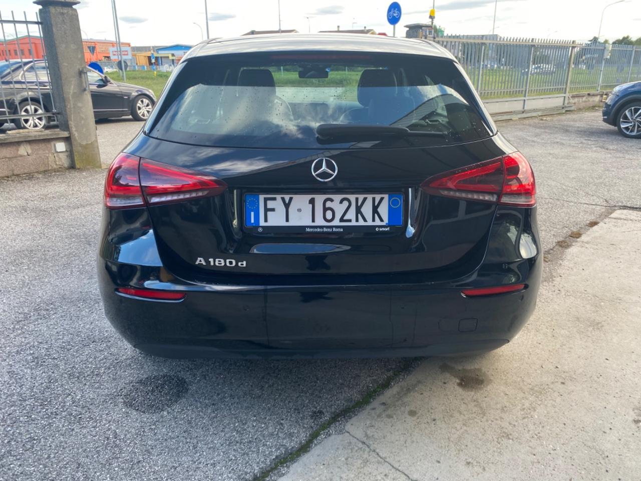 Mercedes-benz A 180 A 180 d Automatic Business Extra