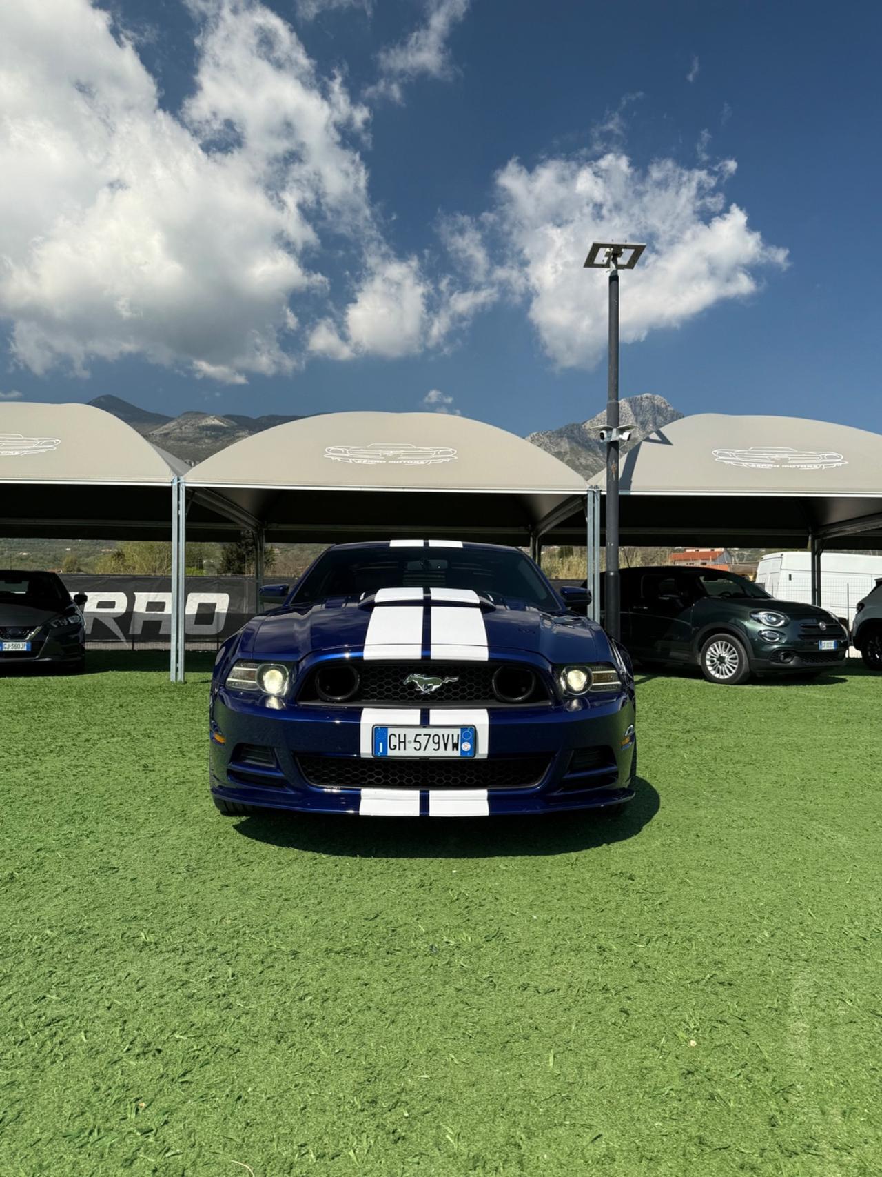 Ford Mustang GT 5.0 V8 NO SUPERBOLLO