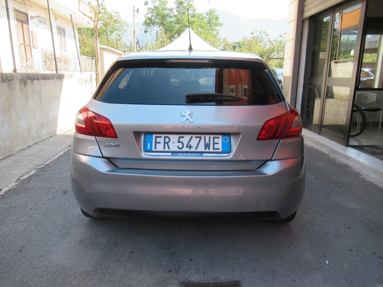 Peugeot 308 BlueHDi 130 S&S Business