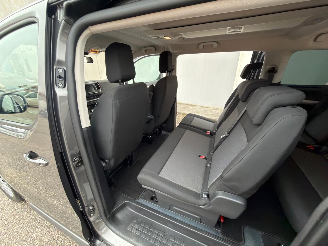 Peugeot Traveller BlueHDi 120 S&S EAT8 Standard Active